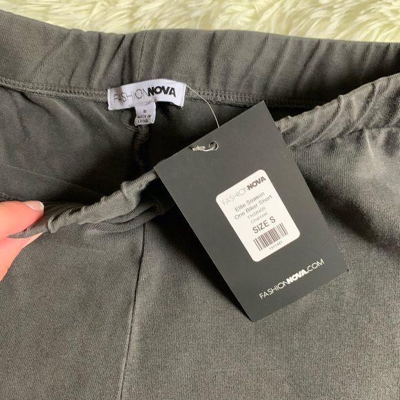 NWT Biker Shorts 🏷 - Picture 5 of 6